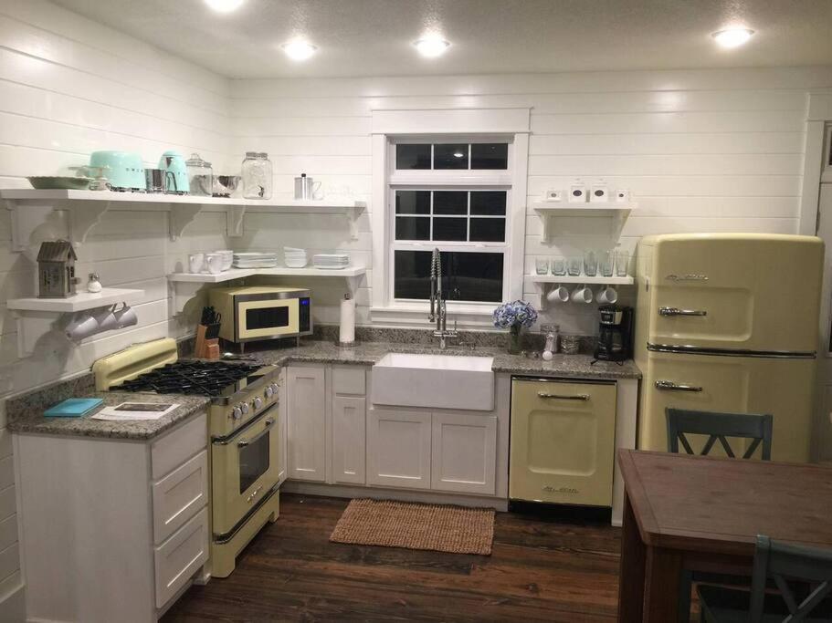 Primrose Cottage - Private Lake, Hot Tub, Atv Trails Mena Exterior photo